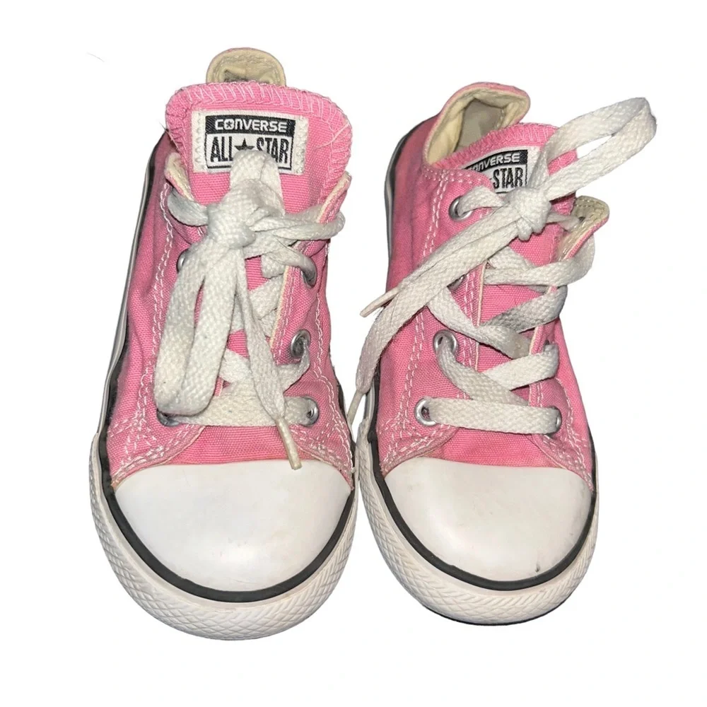 Girls converse all stars pink lo top sneakers size 10 kids child